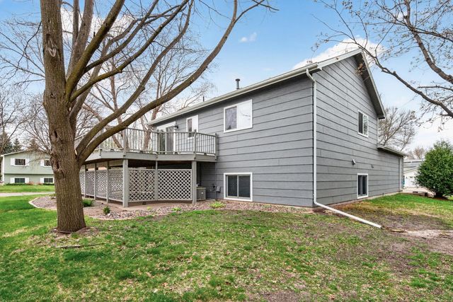 7009 110th Avenue N, Champlin, MN 55316