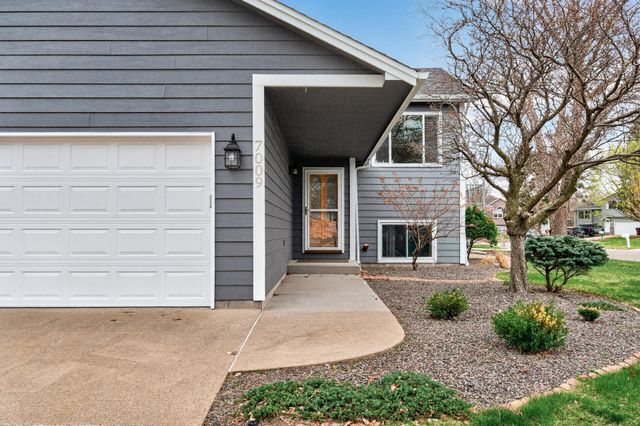 7009 110th Avenue N, Champlin, MN 55316