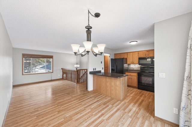 7009 110th Avenue N, Champlin, MN 55316