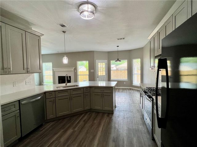 1706 Winners Ribbon CIR, Pflugerville, TX 78660