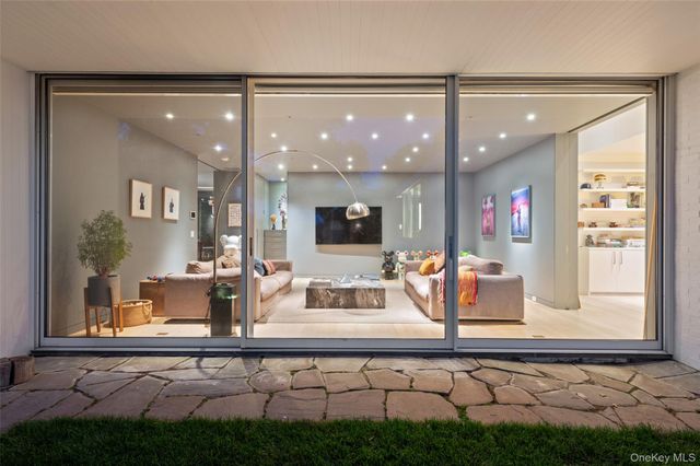 125 Davids Hill Road, Bedford Hills, NY 10506