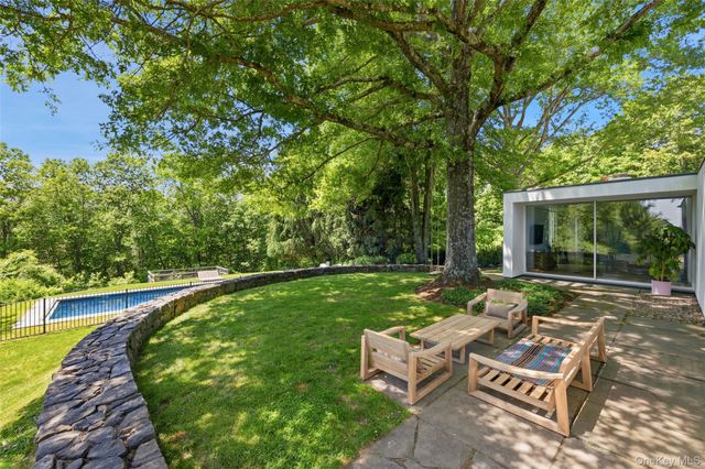125 Davids Hill Road, Bedford Hills, NY 10506