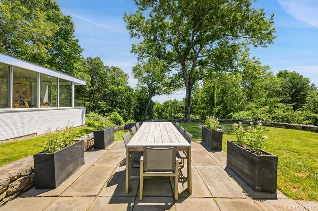 125 Davids Hill Road, Bedford Hills, NY 10506