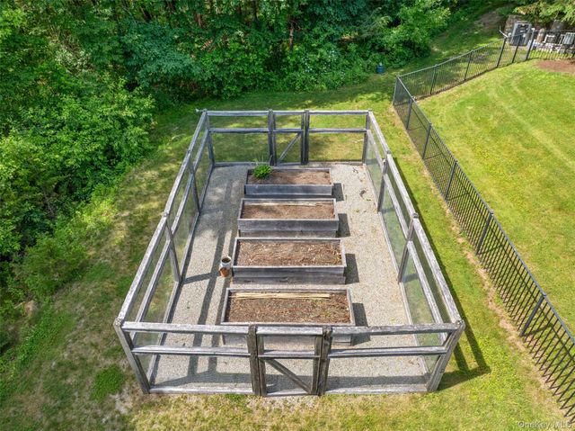 125 Davids Hill Road, Bedford Hills, NY 10506