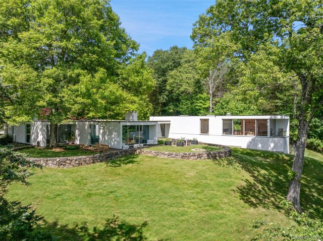 125 Davids Hill Road, Bedford Hills, NY 10506