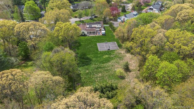 188 Flower Hill Road, Huntington, NY 11743