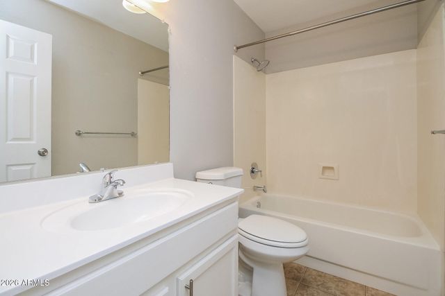 1550 E FLINT Street, Chandler, AZ 85225