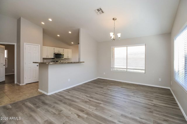 1550 E FLINT Street, Chandler, AZ 85225