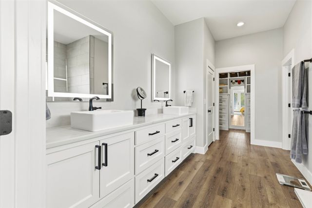 108 Golf Walk Circle, Denison, TX 75020