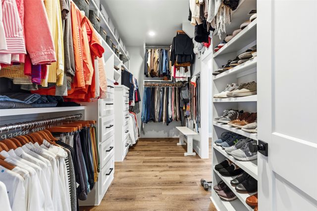 108 Golf Walk Circle, Denison, TX 75020