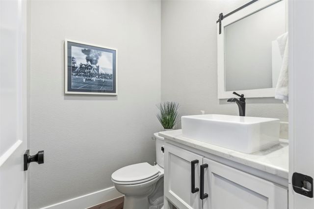 108 Golf Walk Circle, Denison, TX 75020