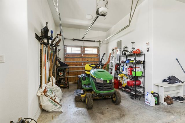 108 Golf Walk Circle, Denison, TX 75020