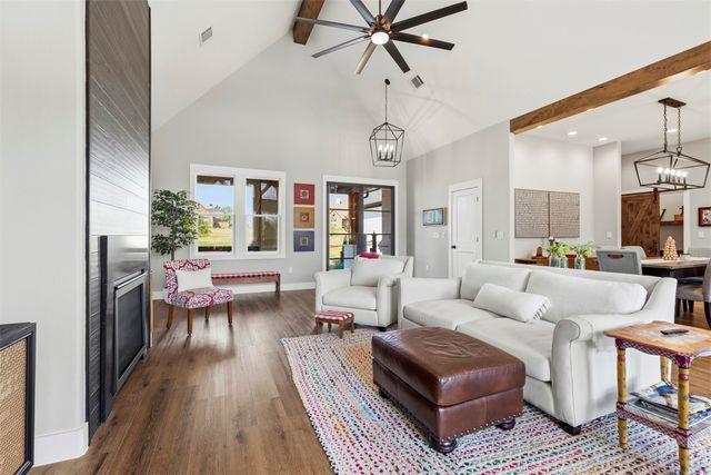 108 Golf Walk Circle, Denison, TX 75020