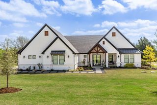 108 Golf Walk Circle, Denison, TX 75020