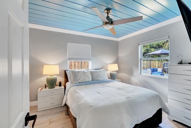 240 NW 9th Avenue, Delray Beach, FL 33444