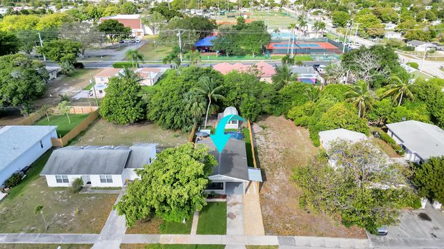240 NW 9th Avenue, Delray Beach, FL 33444
