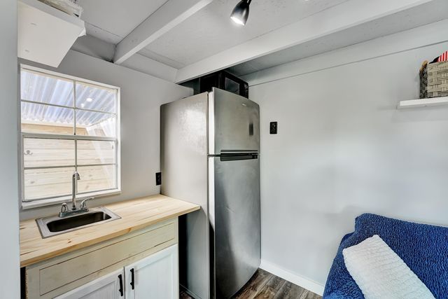 240 NW 9th Avenue, Delray Beach, FL 33444