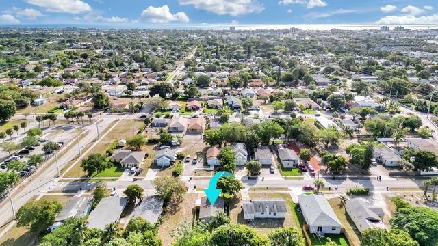 240 NW 9th Avenue, Delray Beach, FL 33444