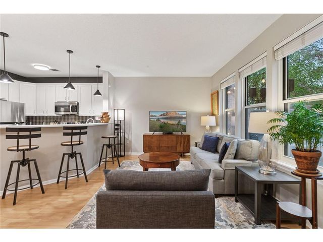 575 N 1st Street 123, Minneapolis, MN 55401