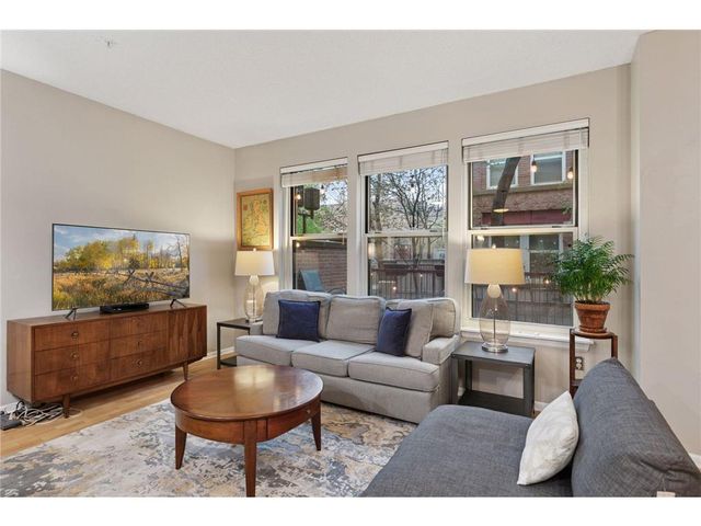 575 N 1st Street 123, Minneapolis, MN 55401