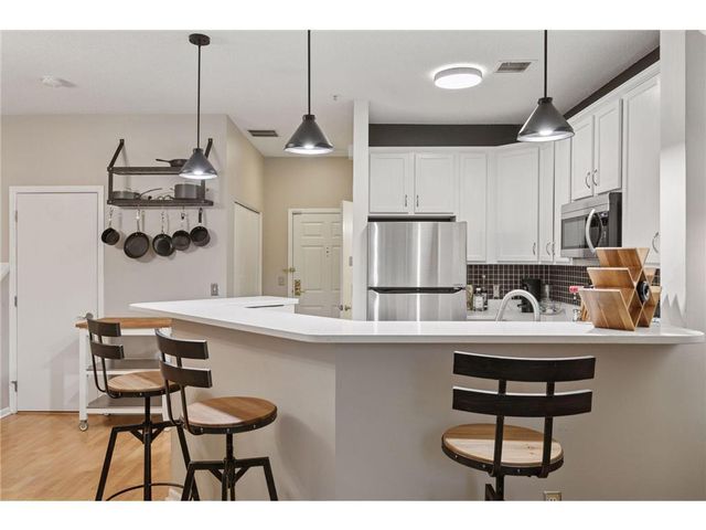 575 N 1st Street 123, Minneapolis, MN 55401