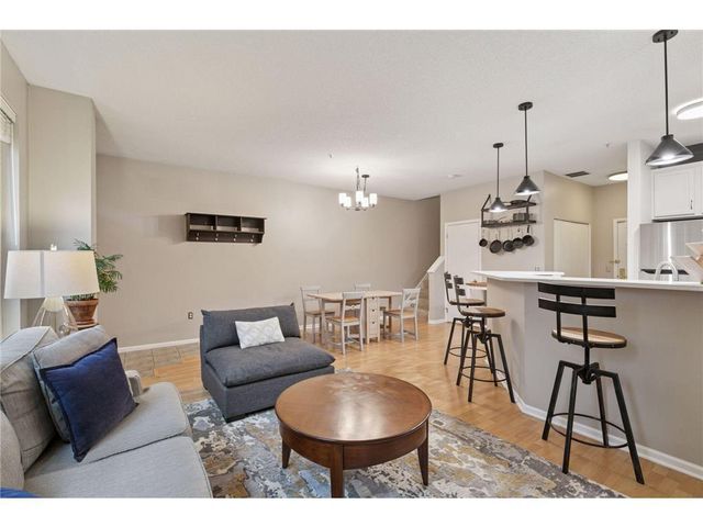 575 N 1st Street 123, Minneapolis, MN 55401