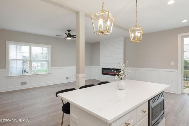 2105 1st Avenue, Toms River, NJ 08753