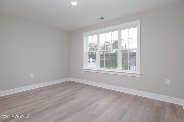 2105 1st Avenue, Toms River, NJ 08753