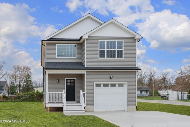 2105 1st Avenue, Toms River, NJ 08753