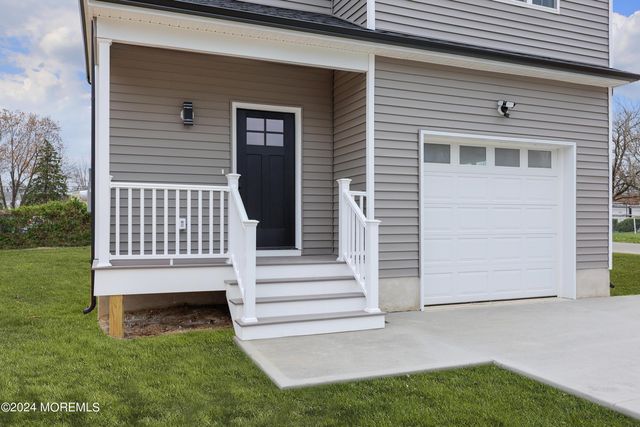 2105 1st Avenue, Toms River, NJ 08753