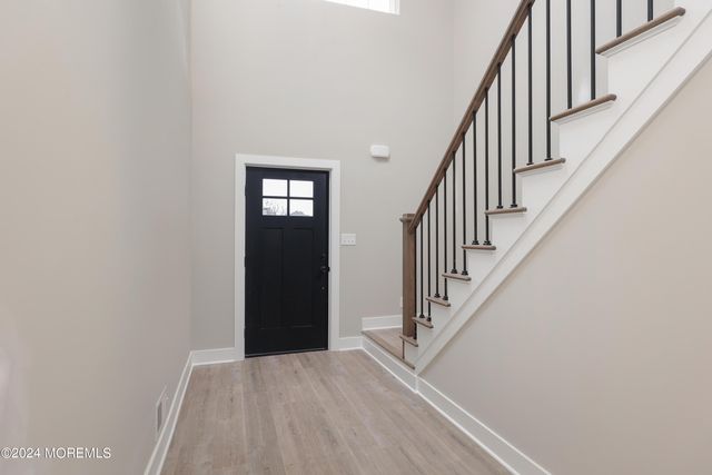 2105 1st Avenue, Toms River, NJ 08753