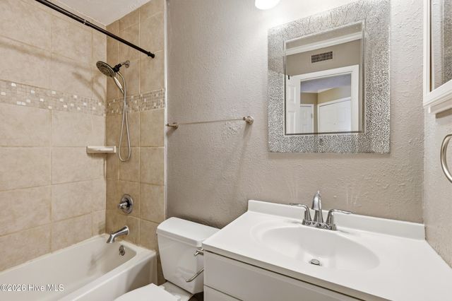 1311 S Lake Park Boulevard 40b, Carolina Beach, NC 28428