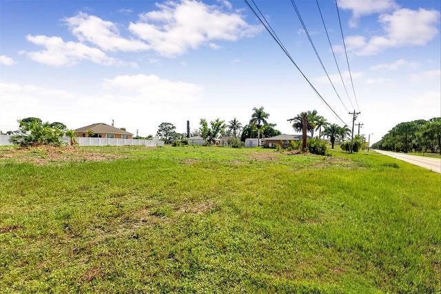 614 JACARANDA PARKWAY E, Cape Coral, FL 33909