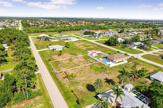 614 JACARANDA PARKWAY E, Cape Coral, FL 33909