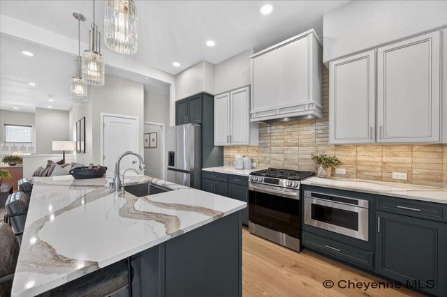 3939 DIXON DR, Cheyenne, WY 82009