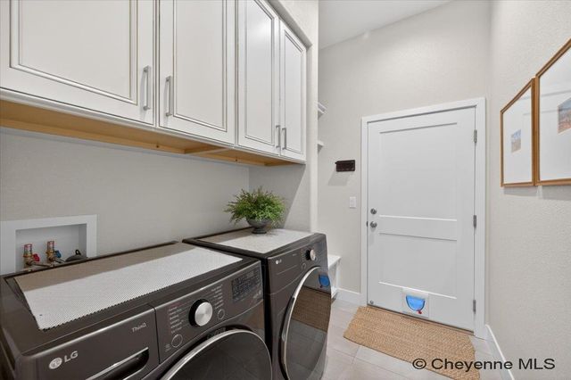 3939 DIXON DR, Cheyenne, WY 82009