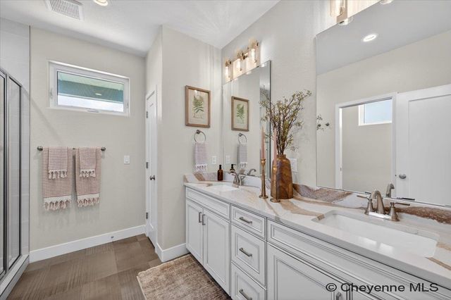 3939 DIXON DR, Cheyenne, WY 82009