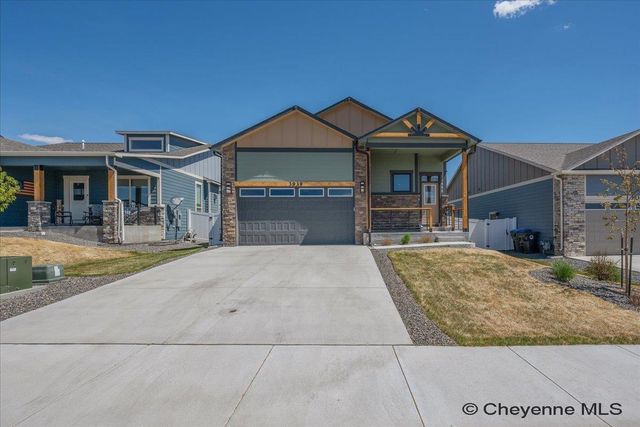 3939 DIXON DR, Cheyenne, WY 82009