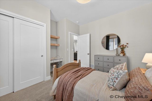 3939 DIXON DR, Cheyenne, WY 82009