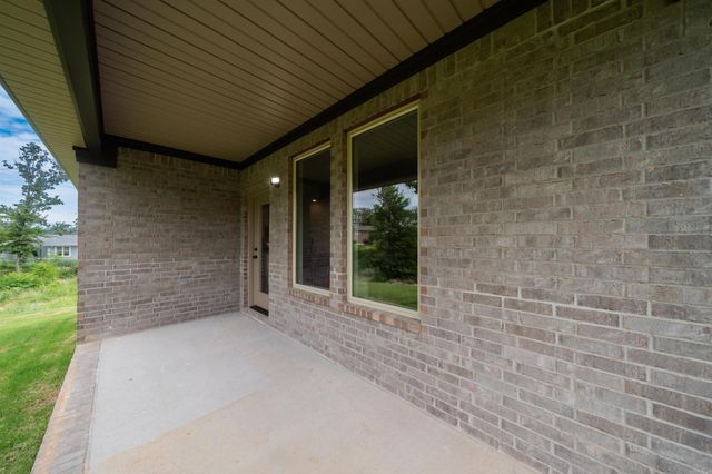 11224 N Shackleford Road, Little Rock, AR 72211