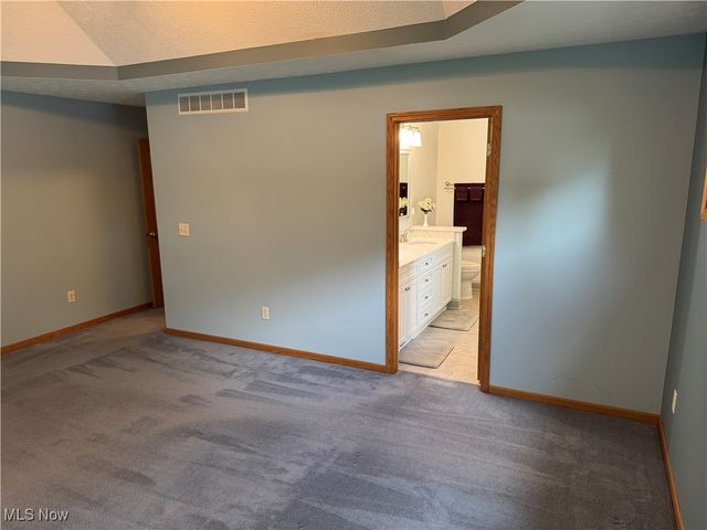 131 Barrington Court, Elyria, OH 44035