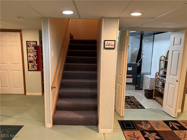 131 Barrington Court, Elyria, OH 44035