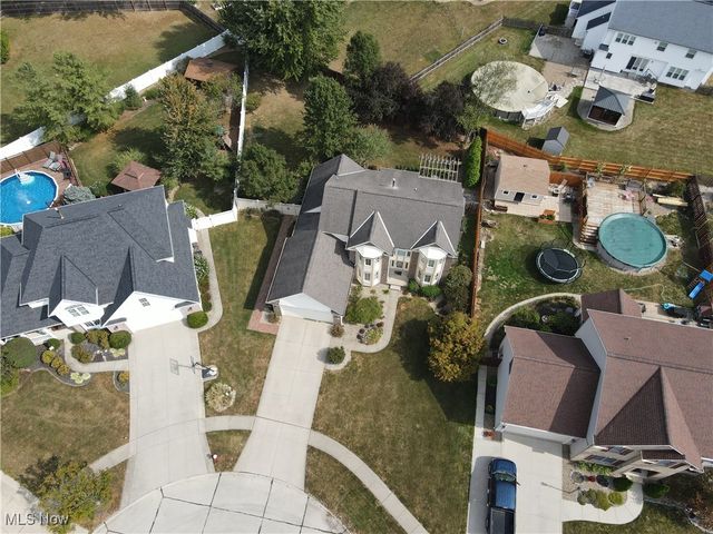 131 Barrington Court, Elyria, OH 44035