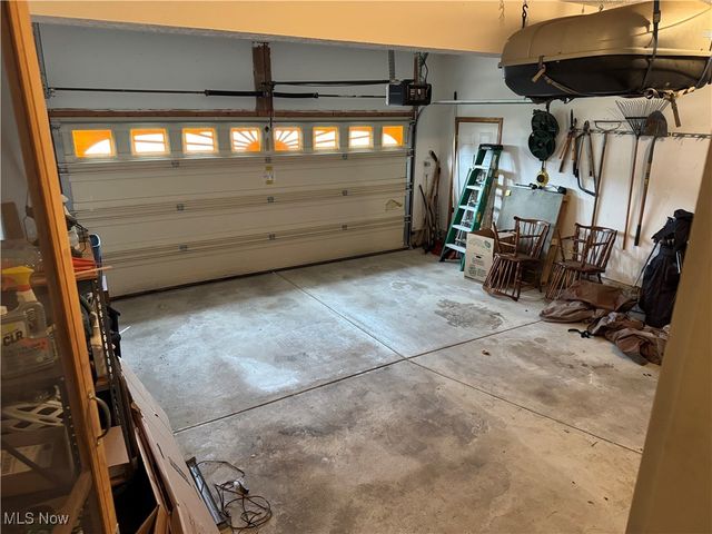 131 Barrington Court, Elyria, OH 44035