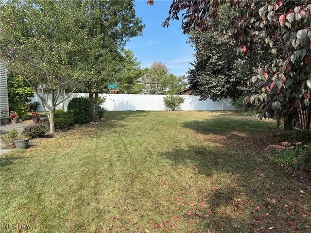 131 Barrington Court, Elyria, OH 44035