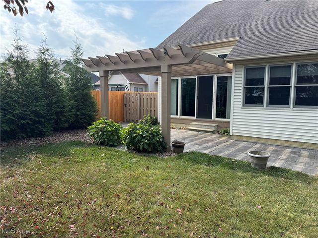 131 Barrington Court, Elyria, OH 44035