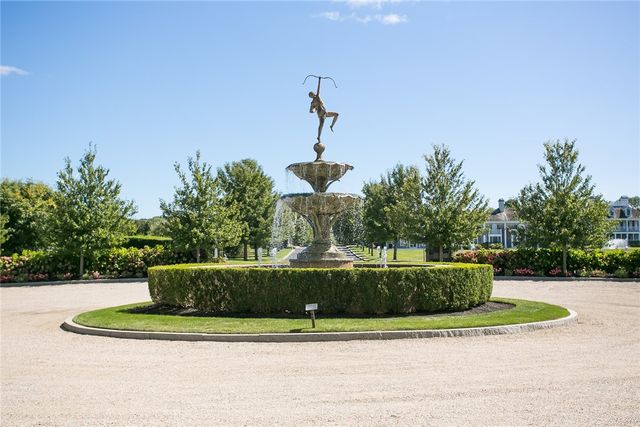 1 Tower Drive 406, Portsmouth, RI 02871