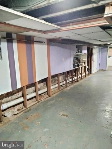 5929 CHRISTIAN ST, Philadelphia, PA 19143