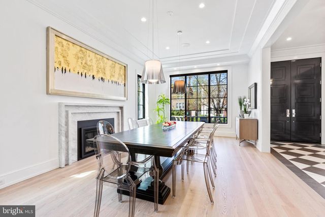 3119 38TH ST NW, Washington, DC 20016