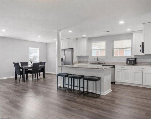 2605 Roanoke AVE, Portsmouth, VA 23704